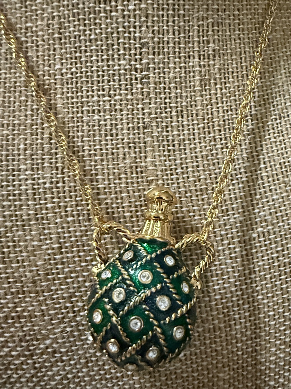 Avon Gold-Tone bottle jug Green Enamel Pendant Necklace with Crystals